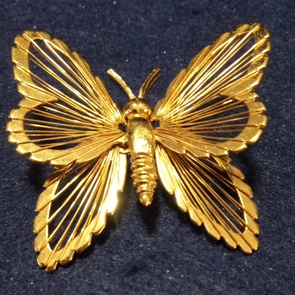 Elegant Monet Gold Butterfly Brooch